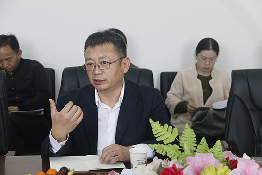集團公司董事長黃道元發(fā)表講話