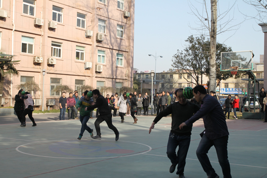 “龍鳳戲珠”，技巧與速度的角逐