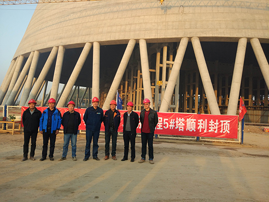 各參見單位領(lǐng)導合影.jpg
