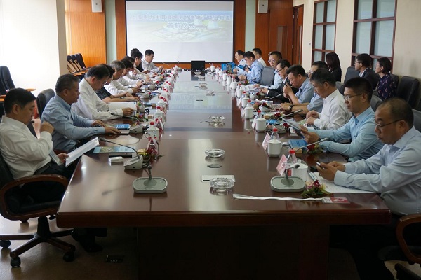 簽約儀式座談會(huì).jpg 簽約儀式座談會(huì).jpg