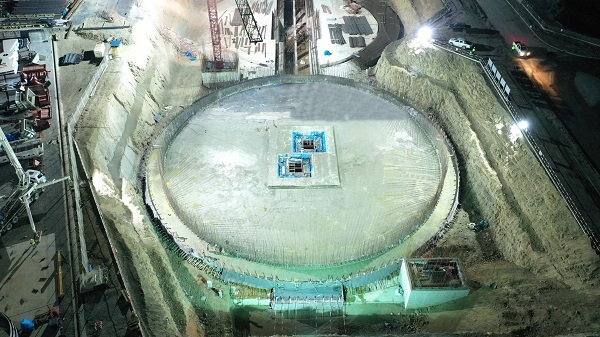 04、3#歐羅倉基礎底板順利澆筑完成.JPG