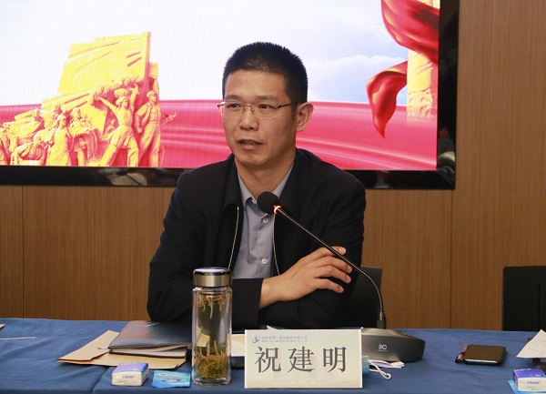 集團公司總經(jīng)理祝建明發(fā)表講話.jpg 集團公司總經(jīng)理祝建明發(fā)表講話.jpg