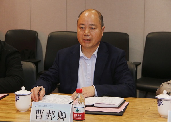 6、南陽師范學院土木建筑工程學院黨委書記曹邦卿介紹學院情況.jpg