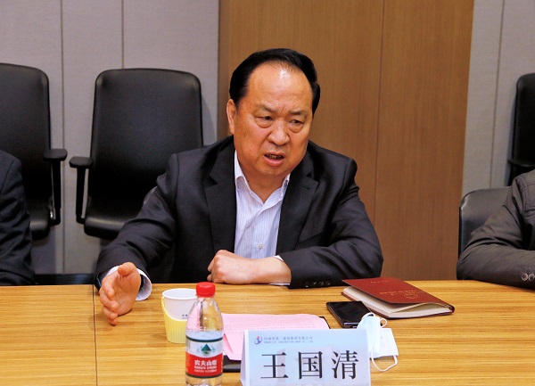 河南省建筑業(yè)協(xié)會(huì)會(huì)長王國清講話.JPG 河南省建筑業(yè)協(xié)會(huì)會(huì)長王國清講話.JPG