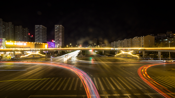 人行天橋夜景.png 人行天橋夜景.png