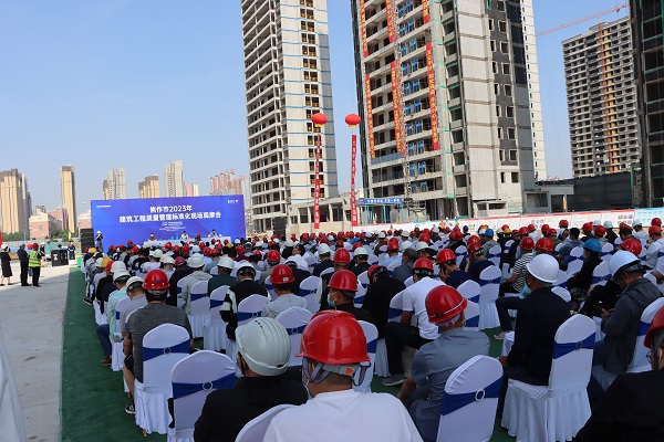觀摩會(huì)場(chǎng).JPG 觀摩會(huì)場(chǎng).JPG