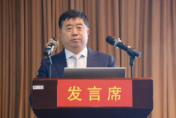 5-主持人.JPG 5-主持人.JPG